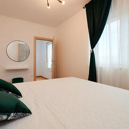 Magdalena Apartman *